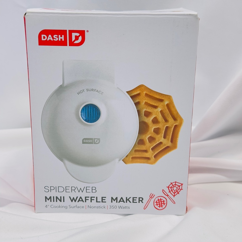 NIB never used Mini Waffle Maker 4" Spider Web 2021 by Dash